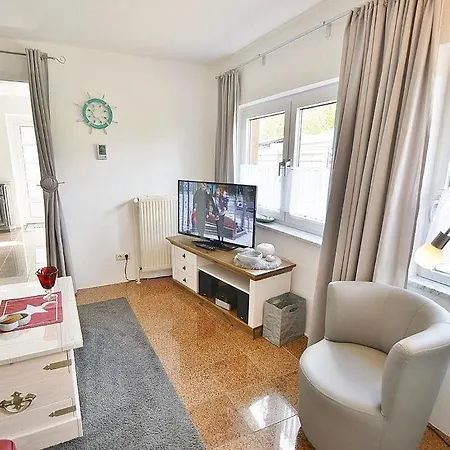 Lenster Weg 14a Whg 2 *